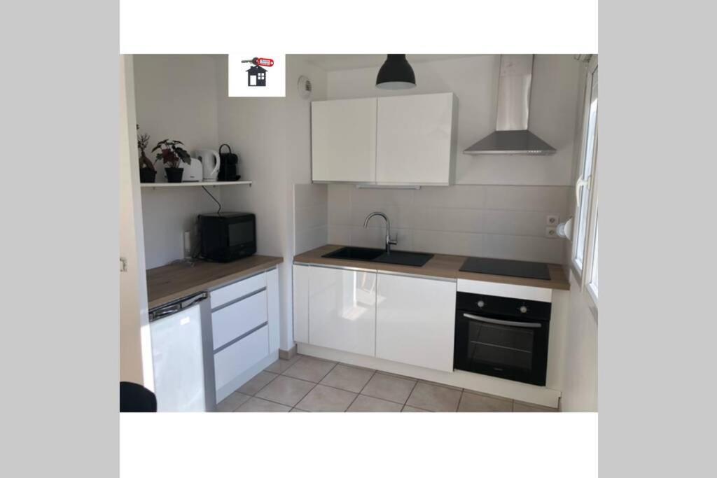 Residence Anne-Sophie 2 Garage 안마스 외부 사진
